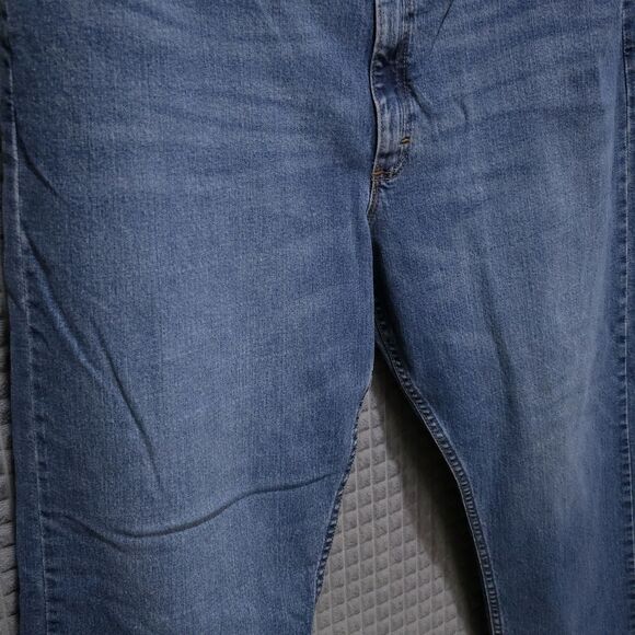 Bootcut High Rise Jeans 46x30 Mens Relaxed Fit Stretch Comfort Med Wash Western - Picture 4 of 16